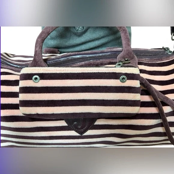 Juicy Couture Vintage Duffel Bag - Picture 9 of 16